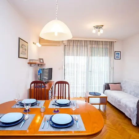 Apartamento Apartman Mekinic Split